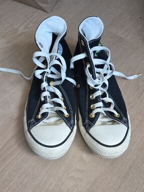 Converse White and Black High-Tops...mens size 8...no box